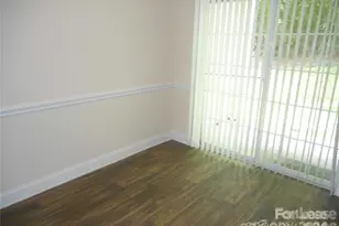 2174 Sardony Ln, Charlotte, NC 28213 - Photo 10