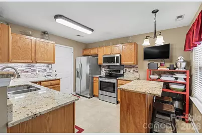 741 Wilderness Trail Drive, Charlotte, NC 28214 - Photo 2