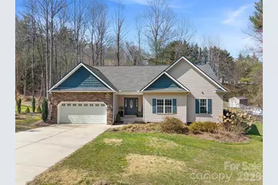 163 Oak Apple Lane, Hendersonville, NC 28792 - Photo 2