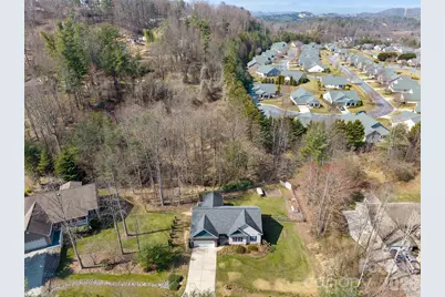 163 Oak Apple Lane, Hendersonville, NC 28792 - Photo 4