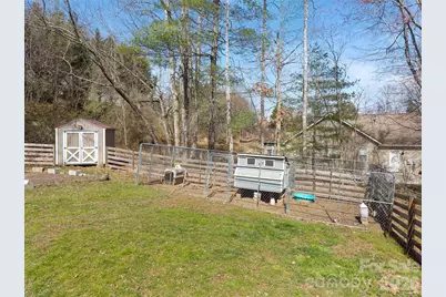 163 Oak Apple Lane, Hendersonville, NC 28792 - Photo 8