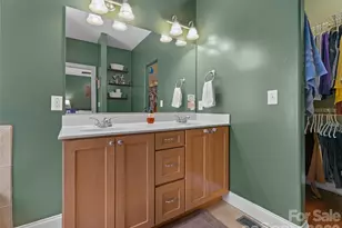 163 Oak Apple Ln, Hendersonville, NC 28792 - Photo 26