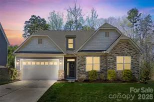 1626 Wiggins Dr, Gastonia, NC 28054 - Photo 2