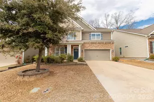 1372 Rainier Dr, Fort Mill, SC 29708 - Photo 2