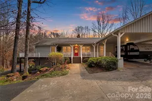 2614 Forest Lawn Dr, Matthews, NC 28104 - Photo 2