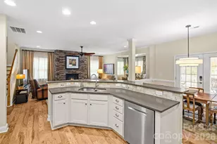 4131 Stacy Blvd, Charlotte, NC 28209 - Photo 16