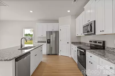 6733 Fairford Drive, Charlotte, NC 28215 - Photo 6