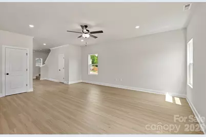 6733 Fairford Drive, Charlotte, NC 28215 - Photo 4