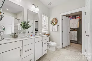 5042 Summer Surprise Ln, Charlotte, NC 28215 - Photo 18