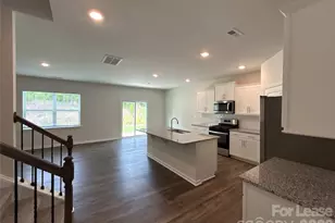 1920 Vanderlyn St, Monroe, NC 28112 - Photo 4