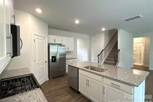 1920 Vanderlyn St, Monroe, NC 28112 - Photo 6