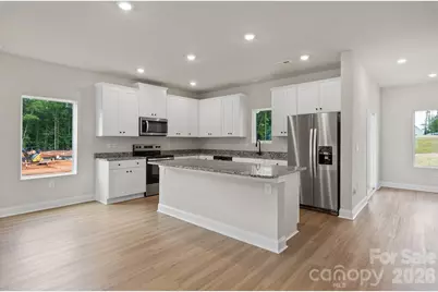 6725 Fairford Drive, Charlotte, NC 28215 - Photo 6