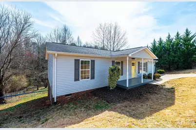 1337 Gallatin Lane, Hudson, NC 28638 - Photo 2