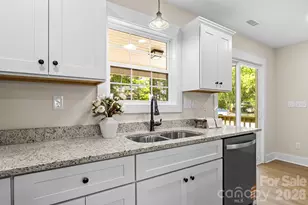 428 4th St, York, SC 29745 - Photo 6