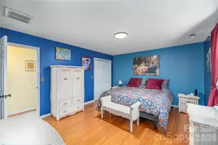 330 Woody Ln, Asheville, NC 28804 - Photo 12