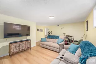 330 Woody Ln, Asheville, NC 28804 - Photo 18