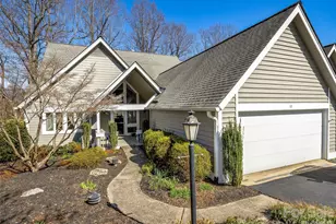 132 Overlook Dr, Flat Rock, NC 28731 - Photo 2