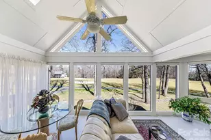 132 Overlook Dr, Flat Rock, NC 28731 - Photo 14