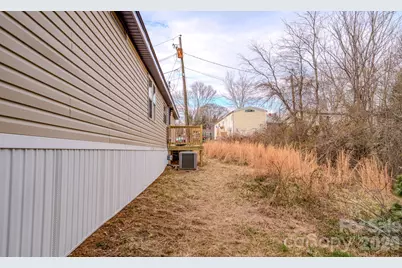 8 Teal Lane, Candler, NC 28715 - Photo 4