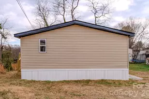 8 Teal Ln, Candler, NC 28715 - Photo 24