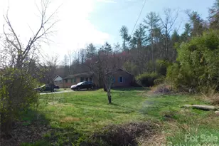 102 Jeff St, Hendersonville, NC 28739 - Photo 14