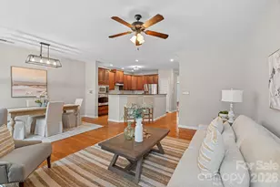 19139 Juanita Ln, Cornelius, NC 28031 - Photo 2