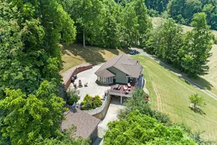 189 Poverty Branch Rd, Barnardsville, NC 28709 - Photo 2