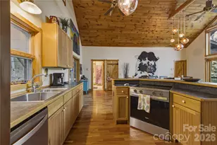 163 Bear Track Ln, Vilas, NC 28692 - Photo 16