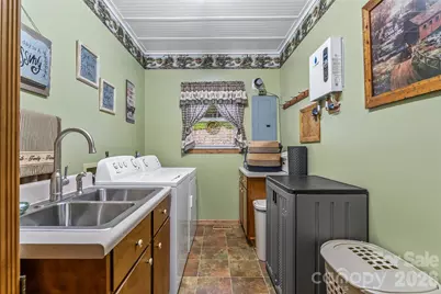 5809 Old Nc 18 None, Connelly Springs, NC 28612 - Photo 18