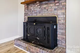 68 Palmer St, Brevard, NC 28712 - Photo 16