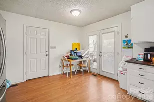 1004 Oakwood Ave, Kannapolis, NC 28081 - Photo 8