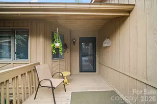 301 N Scarlet Oak Ln, Hendersonville, NC 28791 - Photo 30