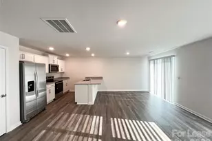 5915 Faron Wy, Charlotte, NC 28262 - Photo 4