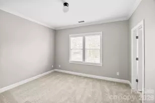 1558 Tippah Park Ct, Charlotte, NC 28205 - Photo 32