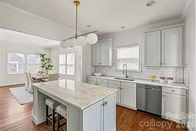 1558 Tippah Park Court, Charlotte, NC 28205 - Photo 2