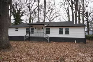 2631 Kenhill Dr, Charlotte, NC 28208 - Photo 2