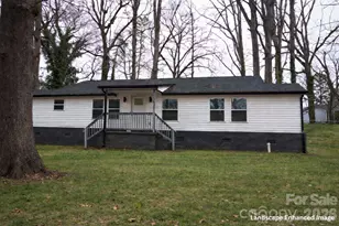 2631 Kenhill Dr, Charlotte, NC 28208 - Photo 1