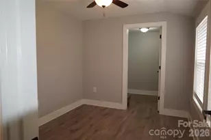 2631 Kenhill Dr, Charlotte, NC 28208 - Photo 16