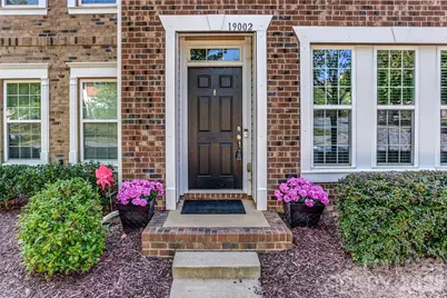 19002 Lake Breeze Drive, Cornelius, NC 28031 - Photo 2