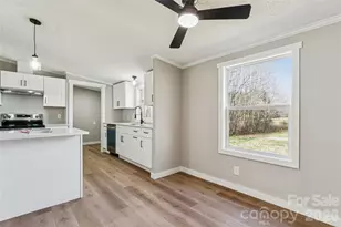 1012 Cherry Tree Ct, Bessemer City, NC 28016 - Photo 12