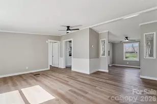 1012 Cherry Tree Ct, Bessemer City, NC 28016 - Photo 8