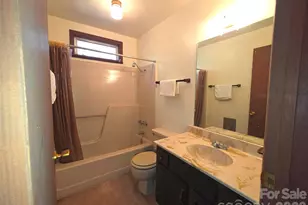 135 Cataloochee Ln, Waynesville, NC 28785 - Photo 18