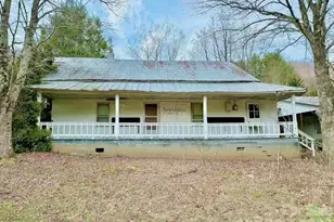6367 Nc 261 Hwy, Bakersville, NC 28705 - Photo 38