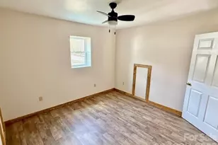 6367 Nc 261 Hwy, Bakersville, NC 28705 - Photo 30