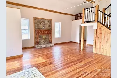 6367 Nc 261 Highway, Bakersville, NC 28705 - Photo 14