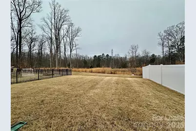 6212 Hailstone Road, Charlotte, NC 28215 - Photo 2