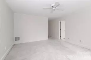 415 N Greenbriar Rd, Statesville, NC 28625 - Photo 24