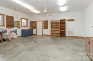 415 N Greenbriar Rd, Statesville, NC 28625 - Photo 48