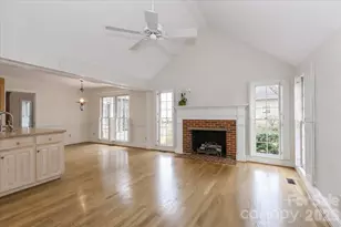 415 N Greenbriar Rd, Statesville, NC 28625 - Photo 18