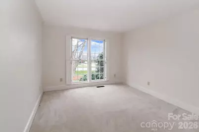 415 N Greenbriar Road, Statesville, NC 28625 - Photo 32